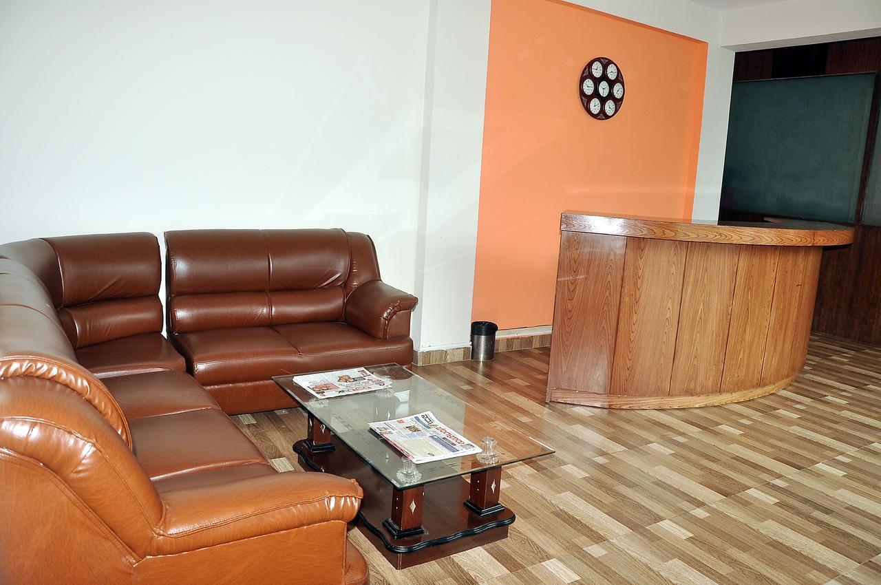 Orange Comforts Devanahalli Luaran gambar